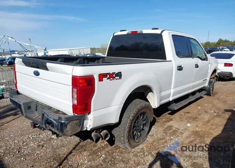 2022 Ford F-250 Xlt z USA, uszkodzony, nr VIN 1FT7W2BTXNEF06817